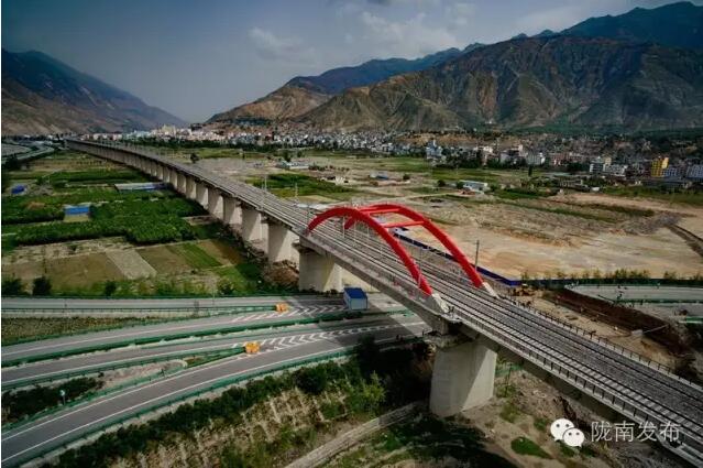 蘭渝鐵路最新進展!除胡麻嶺隧道外已全線鋪通