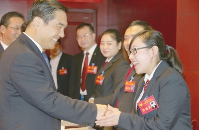 孫雪濤參加中國共產黨隴南市第四次代表大會文縣代表團討論