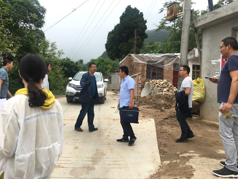 市龍江城鄉發展集團公司持續開展精準扶貧幫扶工作