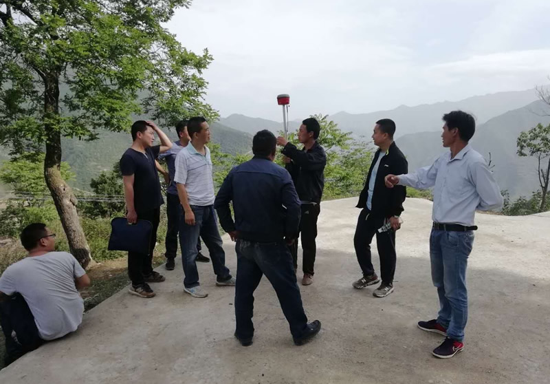 市龍江城鄉發展集團公司持續開展精準扶貧幫扶工作