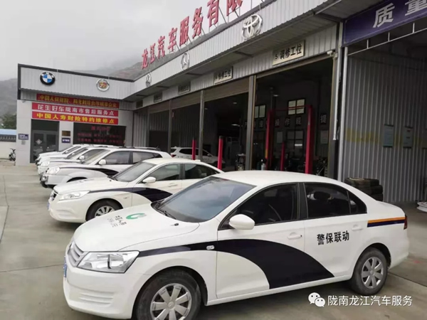 金錘鈑金，銀槍噴漆！龍江汽修值得信賴！